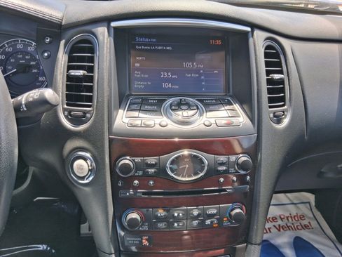 Used 2017 INFINITI QX50 2WD w/ Technology Package image 12