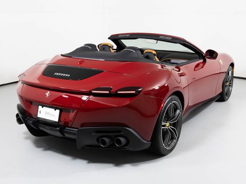 Used 2024 Ferrari Roma Spider image 2