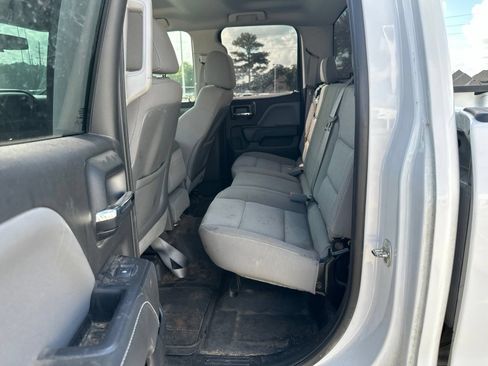 Used 2015 Chevrolet Silverado 2500 W/T RWD image 12