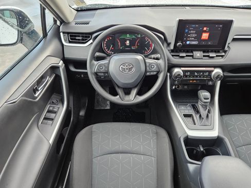 Used 2025 Toyota RAV4 XLE w/ Convenience Package FWD image 26