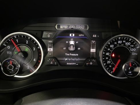 Used 2020 RAM 2500 Laramie image 15