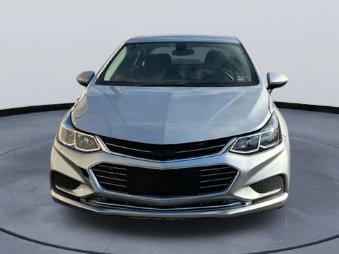 Used 2017 Chevrolet Cruze LS image 3