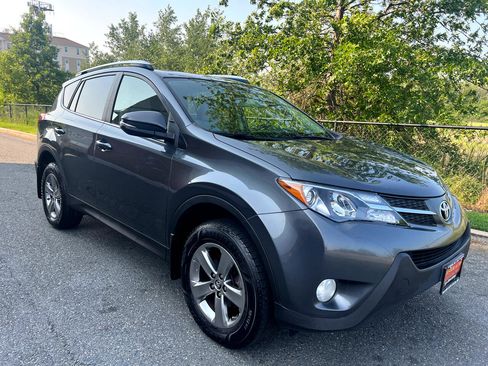 Used 2015 Toyota RAV4 XLE image 5