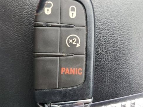 Used 2024 Jeep Compass Latitude w/ Altitude Special Edition AWD/4WD image 17