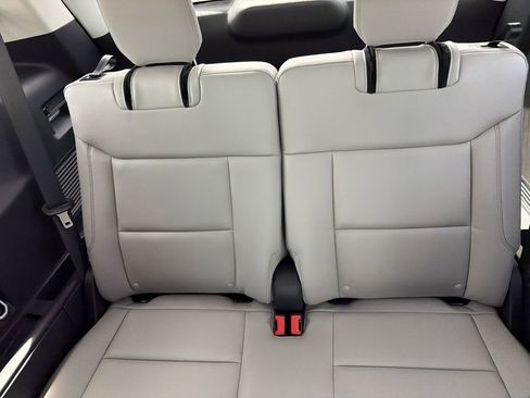 New 2026 Ford Explorer Active image 18