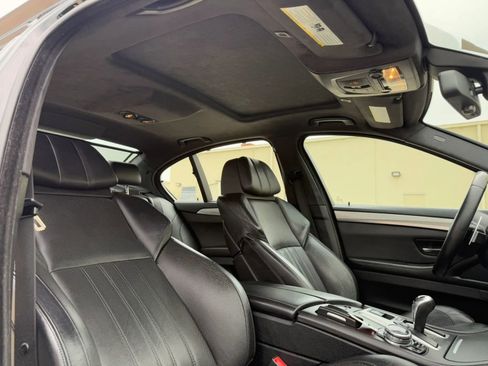 Used 2014 BMW M5 RWD image 15