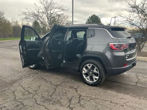 Used 2018 Jeep Compass Limited w/ Navigation Group AWD/4WD image 22