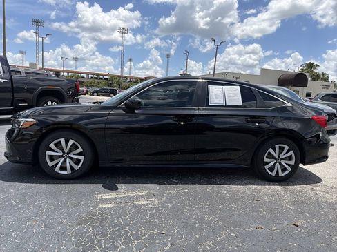 Used 2023 Honda Civic LX image 7