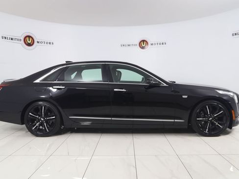 Used 2018 Cadillac CT6 Platinum AWD/4WD image 2