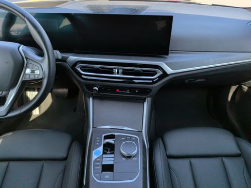 Used 2023 BMW i4 eDrive40 w/ Premium Package RWD image 34