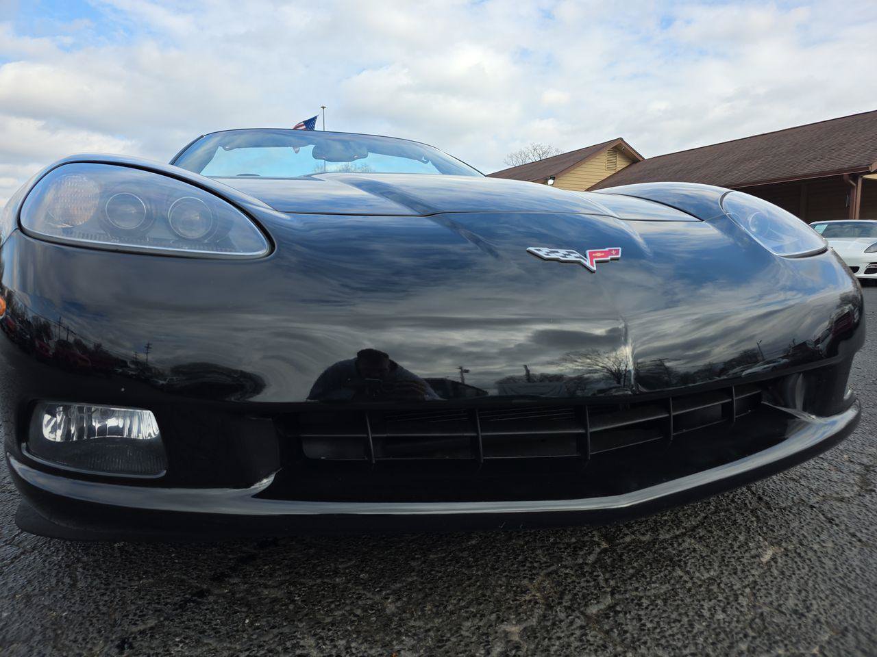 Used 2005 Chevrolet Corvette Convertible w/ Preferred Equipment Group RWD image 34