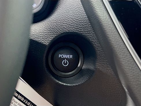 Used 2025 Toyota Corolla Cross AWD Hybrid image 23