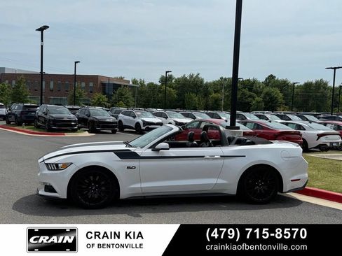 Used 2017 Ford Mustang GT Premium w/ Equipment Group 401A RWD image 4