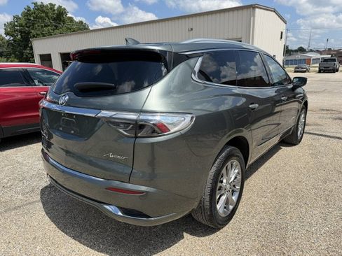 Used 2023 Buick Enclave Avenir FWD image 5