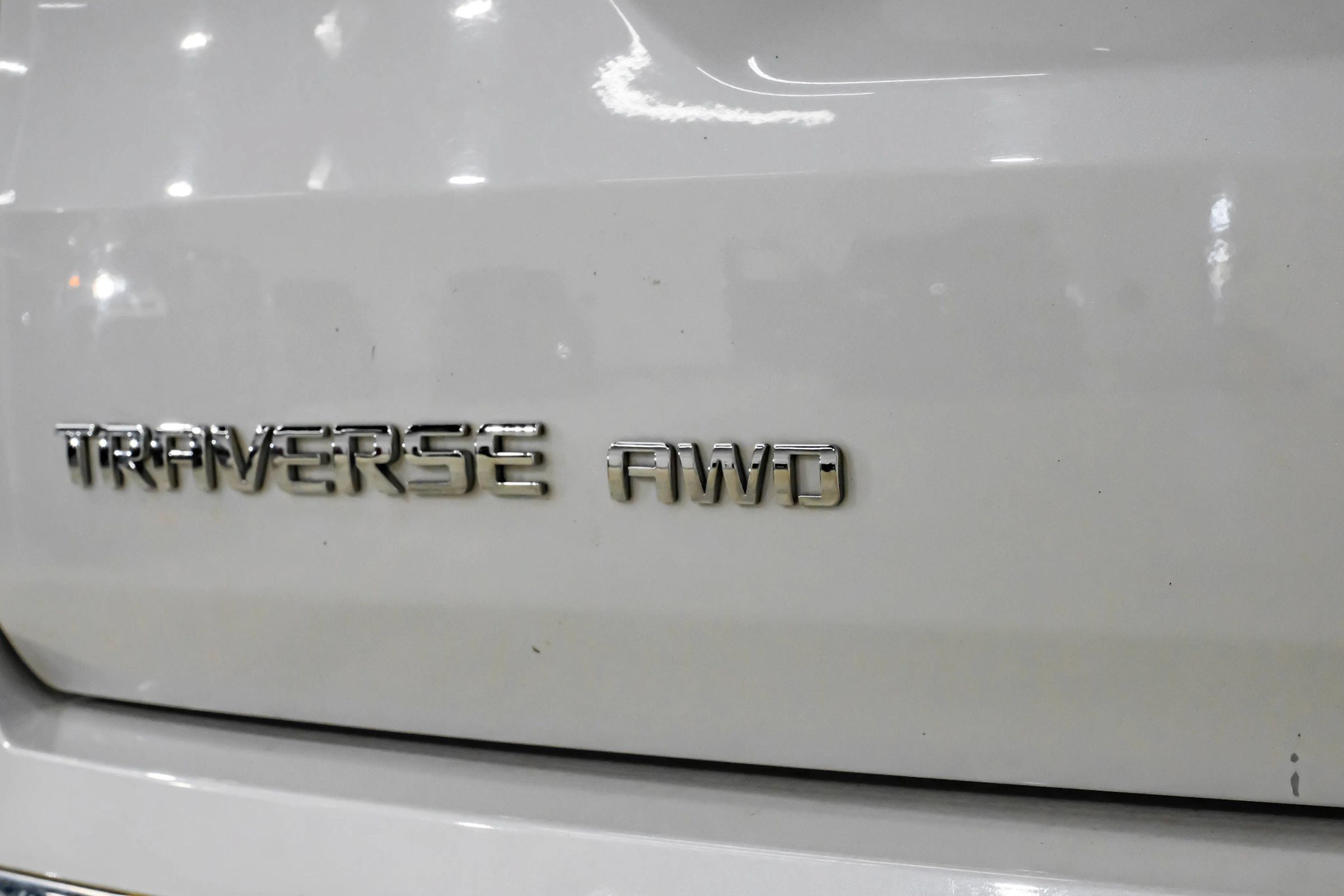 Used 2019 Chevrolet Traverse High Country w/ LPO, Floor Liner Package AWD/4WD image 74