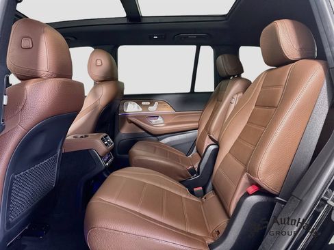 Used 2024 Mercedes-Benz GLS 450 4MATIC w/ Pinnacle Trim Package image 28