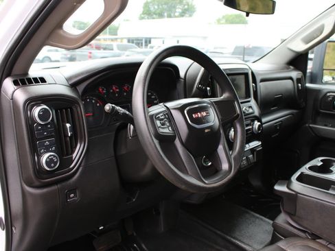 Used 2025 GMC Sierra 3500 Pro w/ Convenience Package AWD/4WD image 16