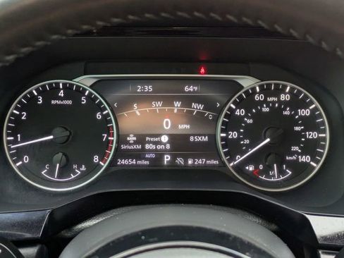 Used 2023 Nissan Pathfinder SL w/ Black Appearance Package image 21