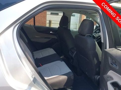 Used 2020 Chevrolet Equinox LS AWD/4WD image 7