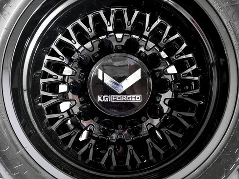 Used 2025 RAM 3500 Limited image 36