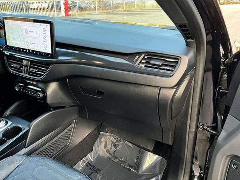 Used 2023 Ford Escape ST-Line Elite w/ Premium Technology Package image 15