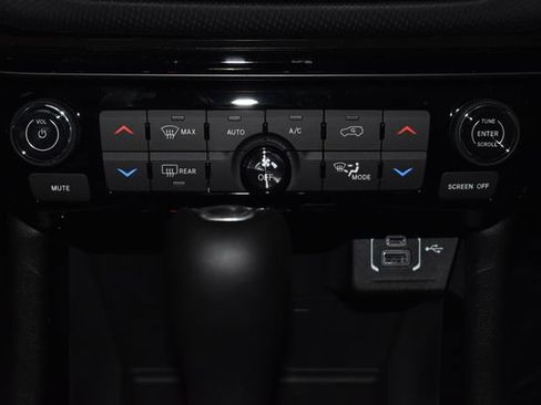 New 2026 Jeep Compass Limited image 16