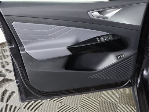 Used 2024 Volkswagen ID.4 Pro S image 25