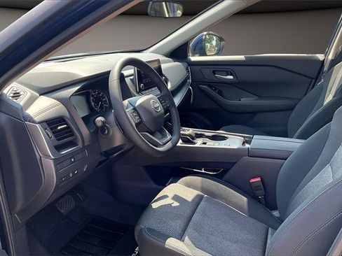 New 2026 Nissan Rogue SV image 7