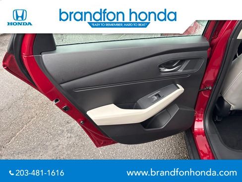 Certified 2025 Honda Accord SE image 10