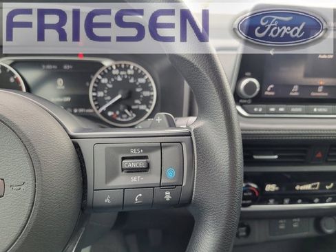 Used 2024 Nissan Rogue SV image 18