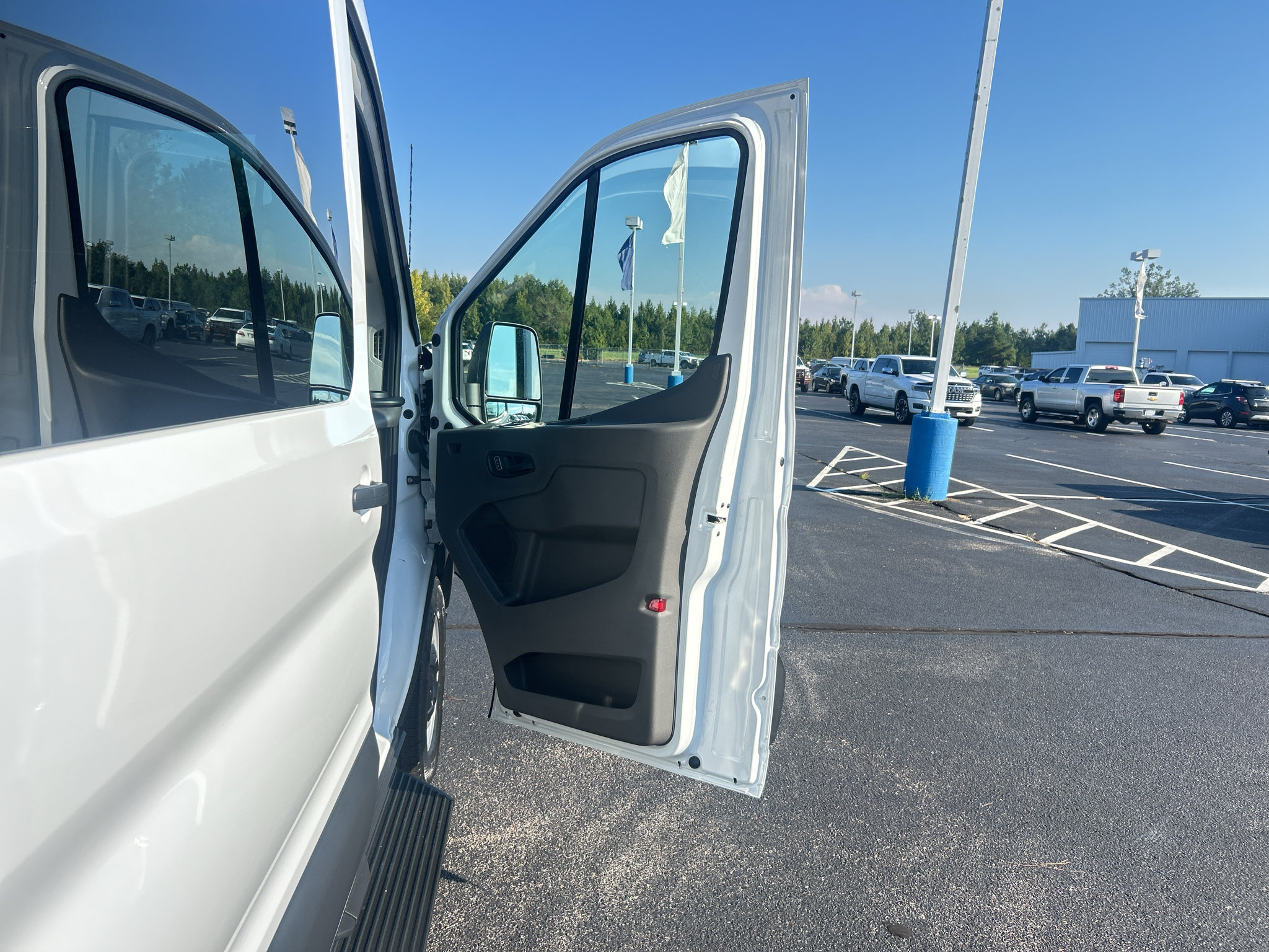 New 2027 Ford Transit 350 XL RWD image 8