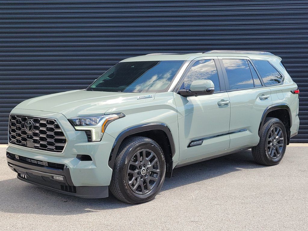 Used 2024 Toyota Sequoia Platinum AWD/4WD image 1
