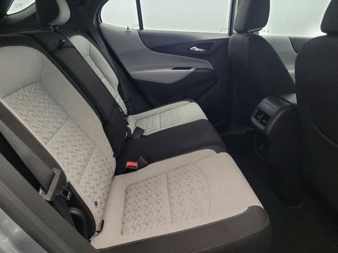 Used 2023 Chevrolet Equinox LS AWD/4WD image 19