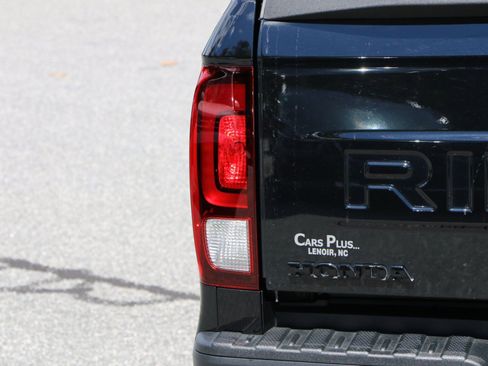 Used 2024 Honda Ridgeline Black Edition image 5