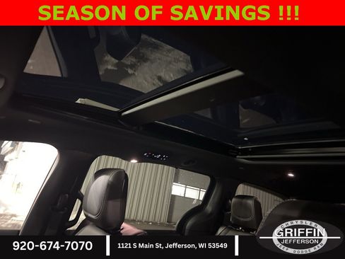 New 2026 Chrysler Pacifica Select image 15