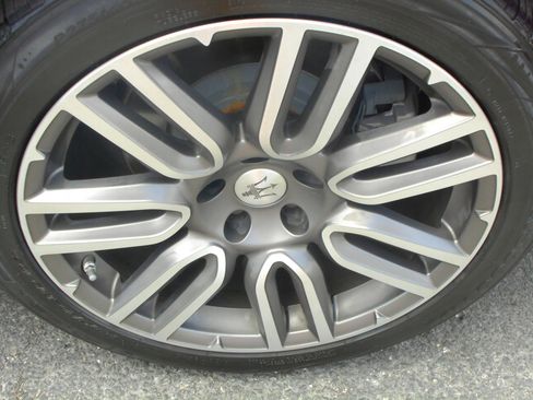 Used 2018 Maserati Ghibli RWD image 27