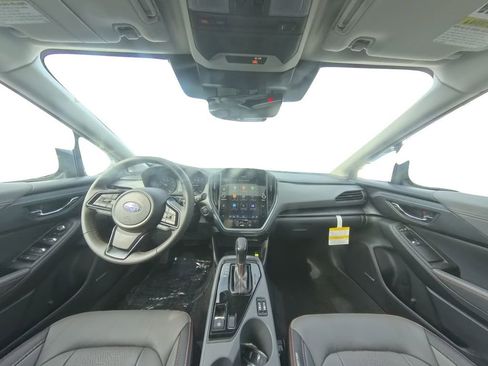 Certified 2025 Subaru Crosstrek 2.5i Limited w/ Crosstrek Mirror Package image 28