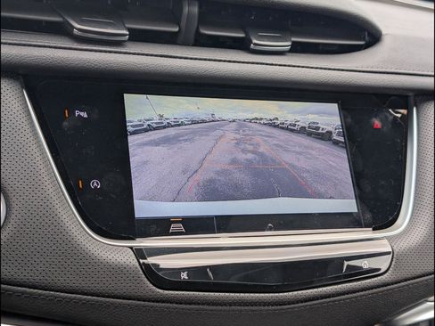 Used 2026 Cadillac XT5 Luxury FWD image 8