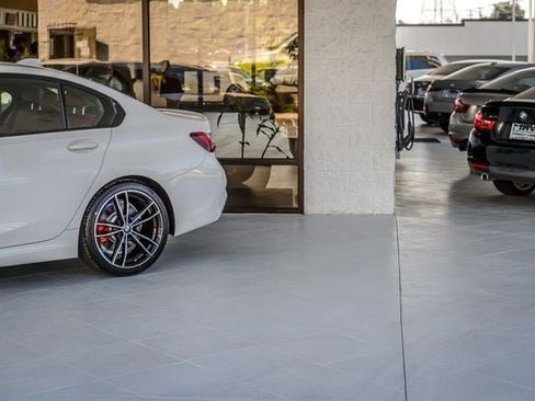 Used 2022 BMW 330i Sedan w/ M Sport Package RWD image 58