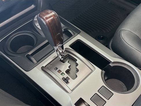 Used 2022 Toyota 4Runner Limited image 18