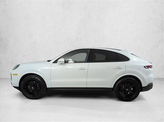 Used 2025 Porsche Cayenne Coupe video 2