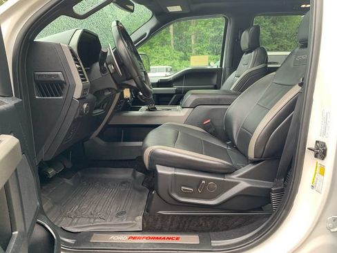 Used 2018 Ford F150 Raptor w/ Equipment Group 801A Mid AWD/4WD image 40