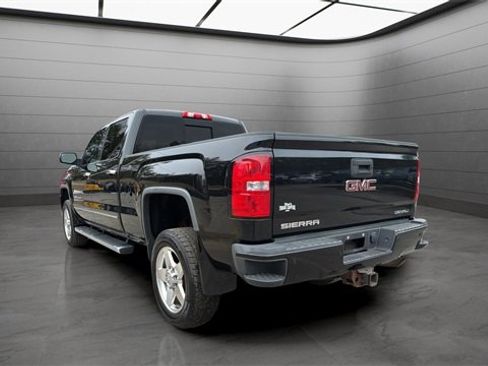 Used 2015 GMC Sierra 2500 Denali image 4