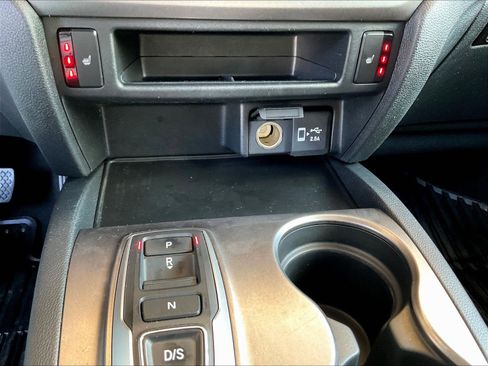 Used 2021 Honda Pilot EX image 15