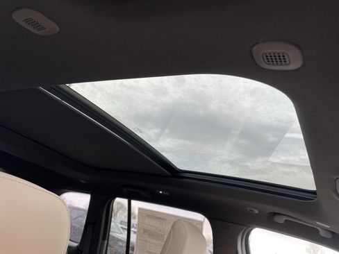 New 2025 Jeep Grand Cherokee Limited image 33