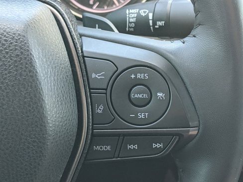 Used 2023 Toyota Camry SE image 20