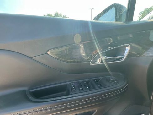 Used 2013 Buick Encore Leather FWD image 17