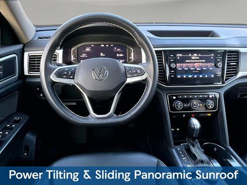 Used 2023 Volkswagen Atlas SE w/ Panoramic Sunroof Package AWD/4WD image 11