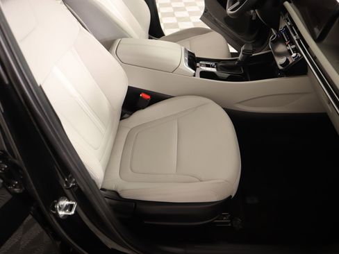 Used 2025 Hyundai Tucson SEL image 13