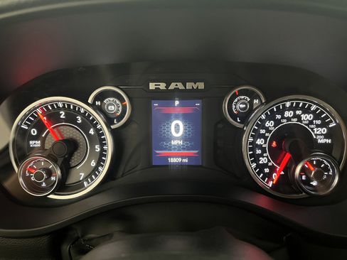 Used 2023 RAM 1500 Big Horn image 16